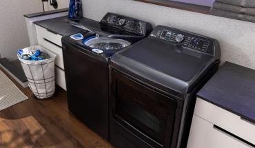 GE Appliances Launches First Laundry Washing Machine With Bright Drop Laundry Balls