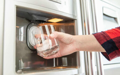 Why Is My GE Refrigerator Not Making Ice? A Step-by-Step Troubleshooting Guide