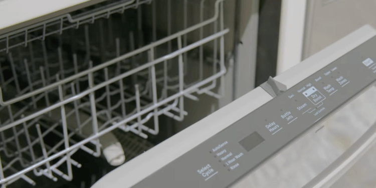 ge-dishwasher-gdt630pyrfs-review.png